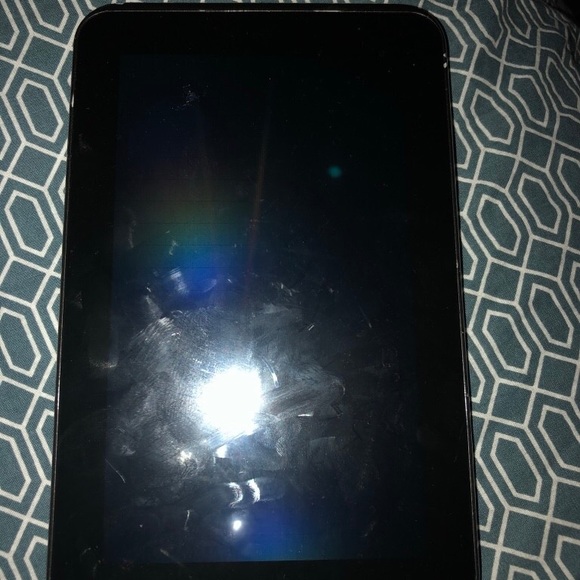 Samsung Galaxy Tablet - Picture 1 of 2